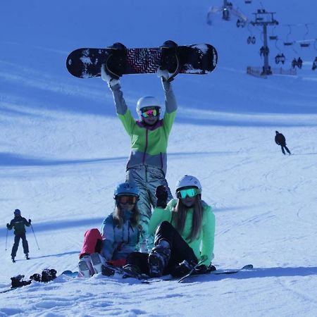 Pensjonat Laworta Ski Ustrzyki Dolne Exteriér fotografie