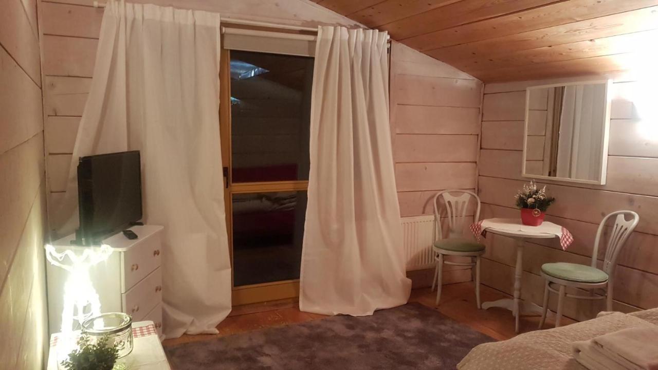 Pensjonat Laworta Ski Ustrzyki Dolne Exteriér fotografie