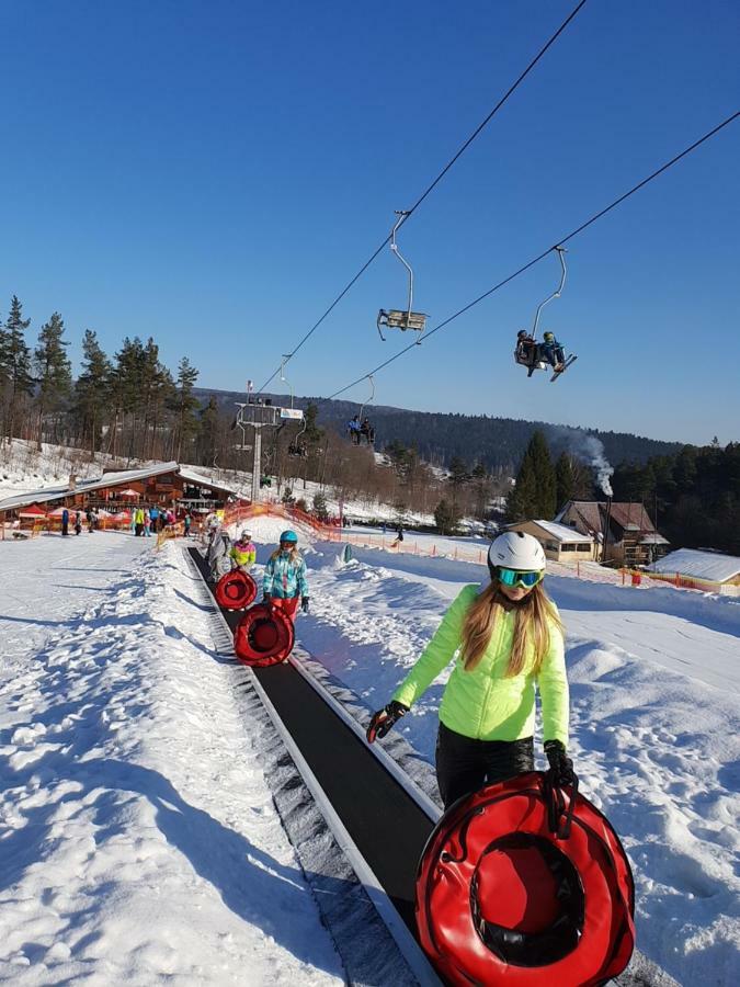 Pensjonat Laworta Ski Ustrzyki Dolne Exteriér fotografie