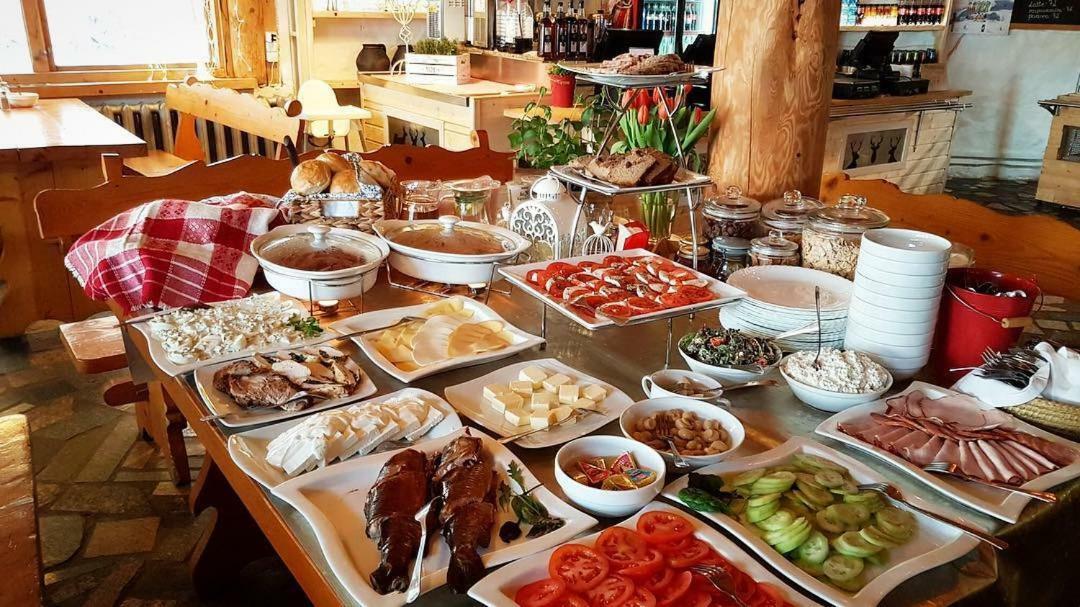 Pensjonat Laworta Ski Ustrzyki Dolne Exteriér fotografie